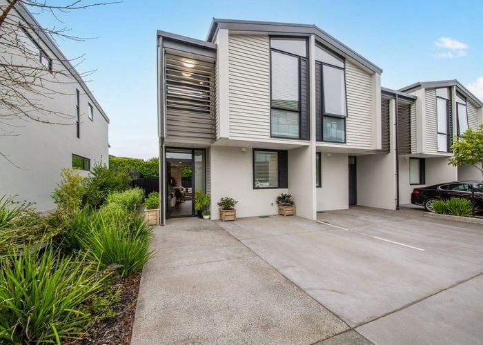  at 11/4163 Great North Road, Glen Eden, Waitakere City, Auckland