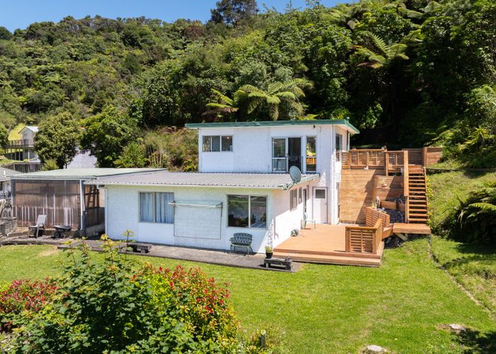  at 11 Bogle Grove, Stokes Valley, Lower Hutt, Wellington