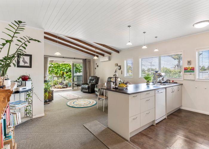  at 1/69 Beach Haven Road, Beach Haven, Auckland