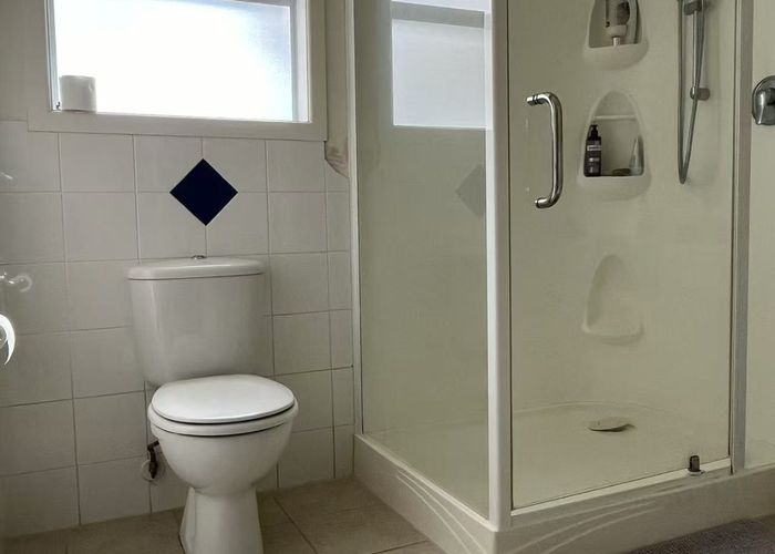  at 14 Adriatic Avenue, Henderson, Waitakere City, Auckland