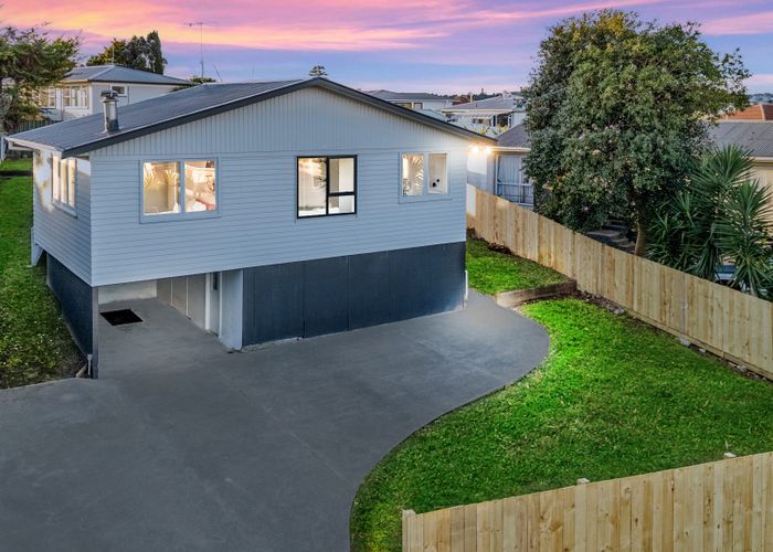  at 6 Frangipani Avenue, Manurewa, Manukau City, Auckland