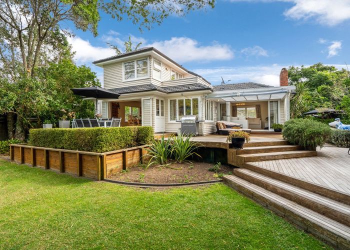  at 14 Maleme Avenue, Belmont, Auckland