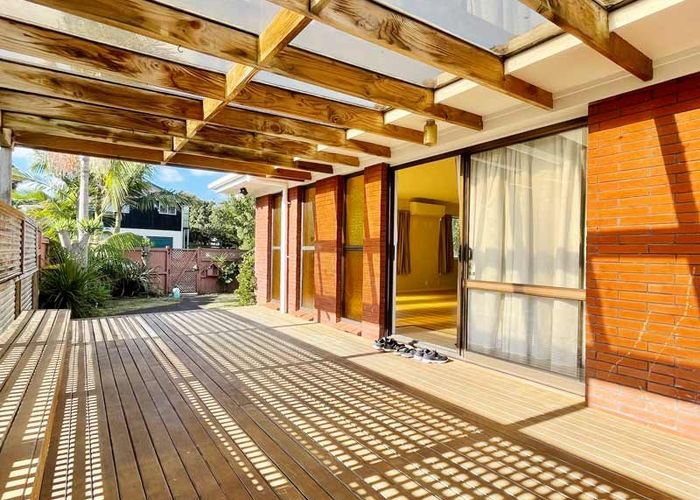  at 66 Mirrabooka Ave, Botany Downs, Manukau City, Auckland