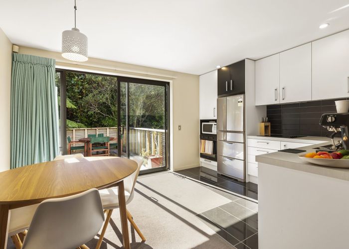  at 17/8 Thatcher Crescent, Crofton Downs, Wellington