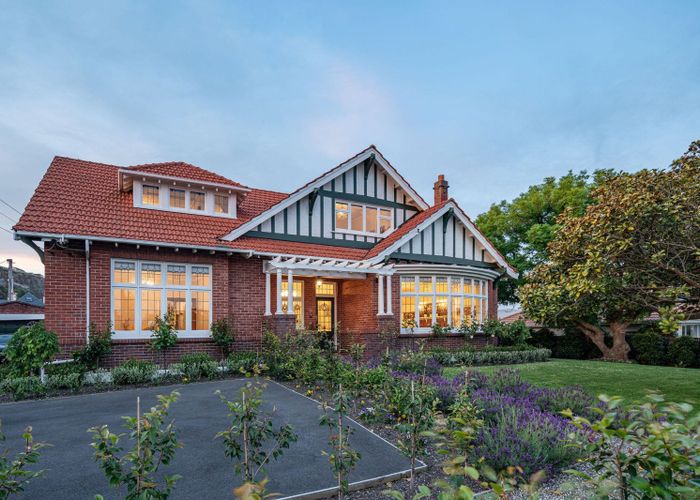  at 15 Ings Avenue, Saint Clair, Dunedin, Otago