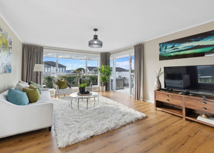  at 1/32 Botany Road, Howick, Manukau City, Auckland