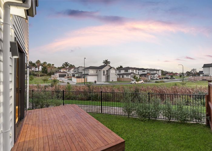  at 27 Castellina Drive, Hingaia, Auckland