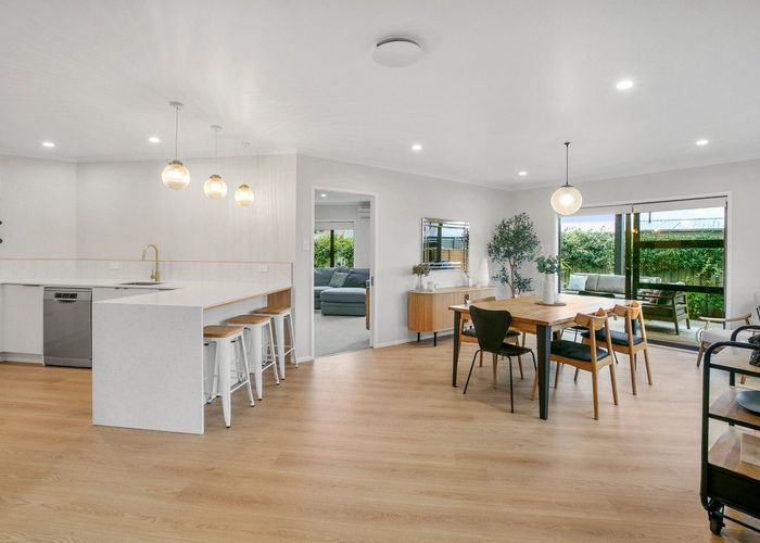  at 11 Montrose Place, Highlands Park, New Plymouth
