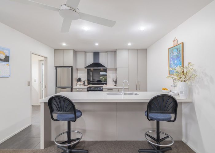  at 10 Cowper Place, Avondale, Christchurch City, Canterbury