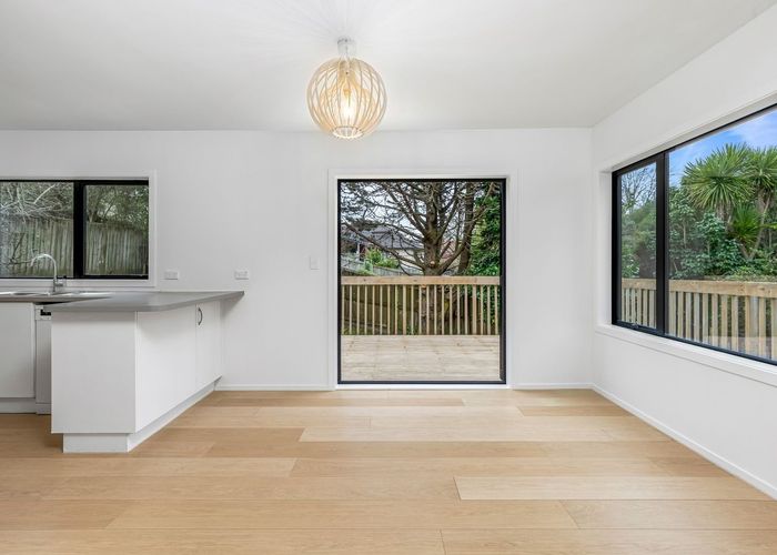  at 1/56 Centorian Drive, Windsor Park, Auckland