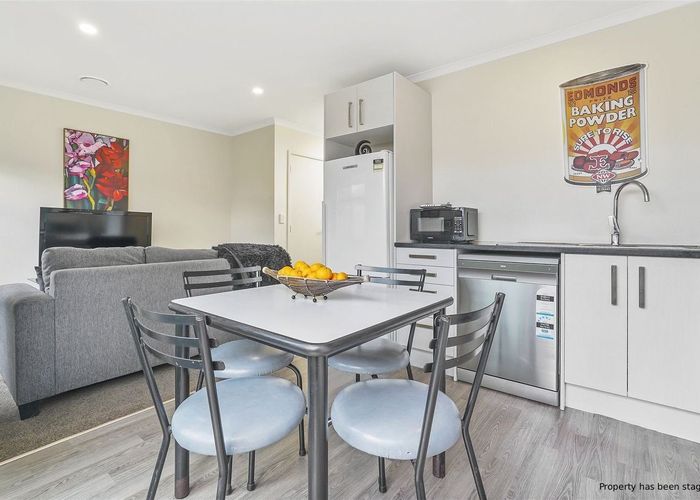  at 215b Massey Street, Frankton, Hamilton, Waikato