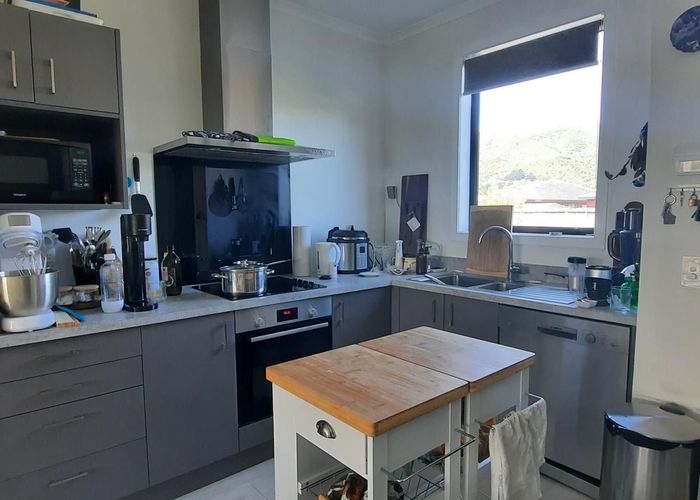  at 14 Kauamo Close, Waiwhetu, Lower Hutt, Wellington