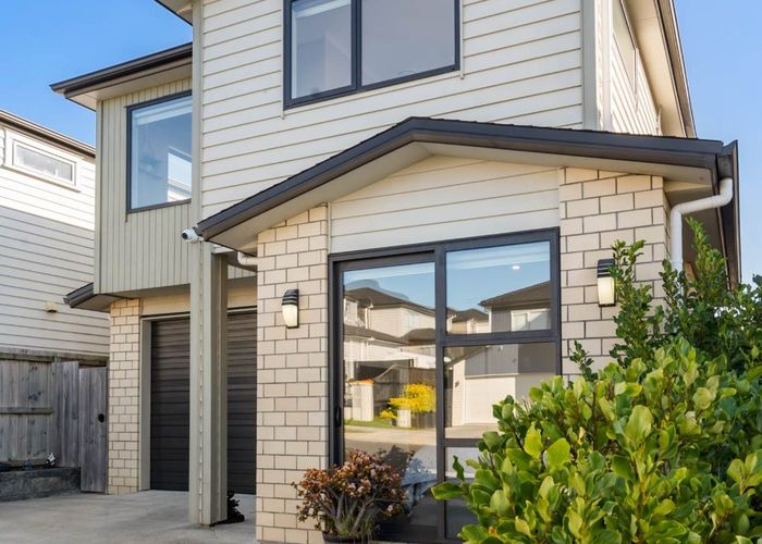  at 22 Cooladawson Drive, Flat Bush, Manukau City, Auckland