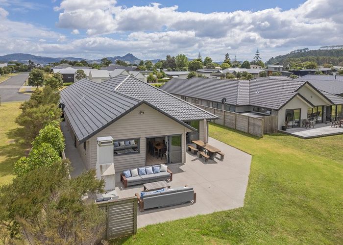  at 2 Admiral Drive, Cooks Beach, Thames-Coromandel, Waikato