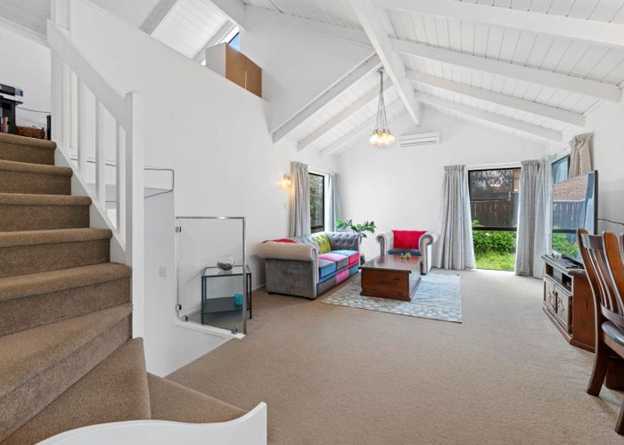  at 1/19 Deodar Place, Totara Heights, Auckland