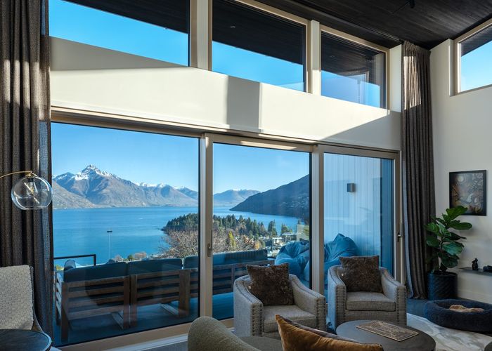  at 52 Suburb Street, Queenstown Hill, Queenstown-Lakes, Otago