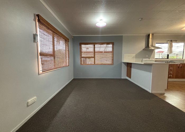  at 9 Thomas Road, Flat Bush, Auckland