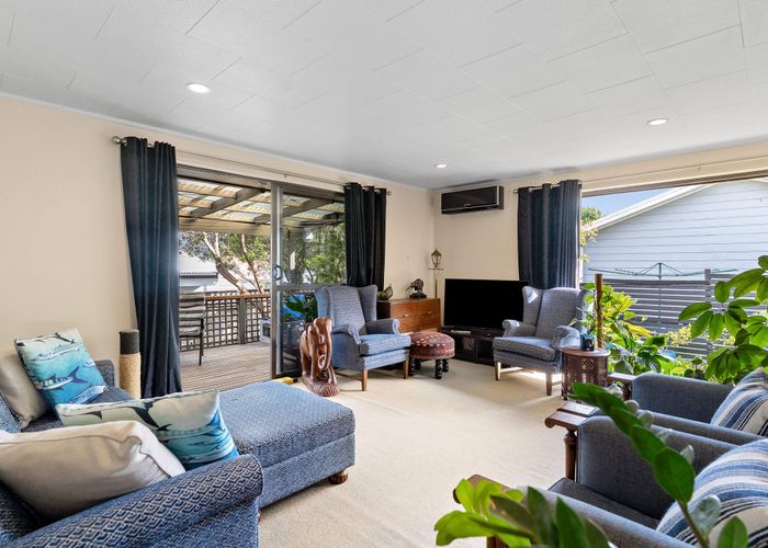  at 4/42 Fairlands Avenue, Waterview, Auckland City, Auckland