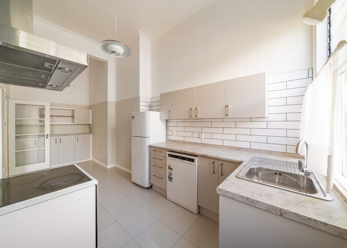  at 36 The Parade, Island Bay, Wellington, Wellington