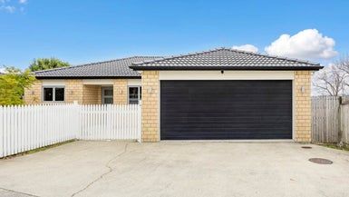  at 110C Royal Road, Massey, Auckland