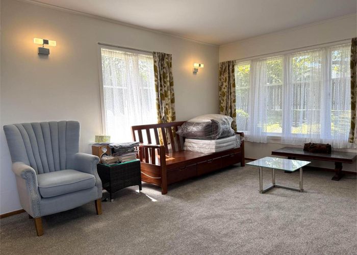  at 7 Vodanovich Road, Te Atatu South, Waitakere City, Auckland