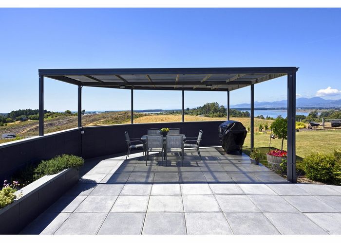  at 70 Galeo Road, Redwood Valley