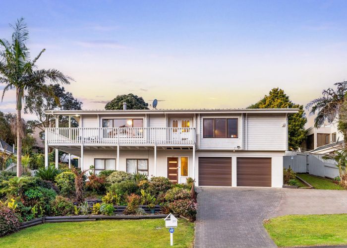 at 20 Goodwood Drive, Goodwood Heights, Auckland