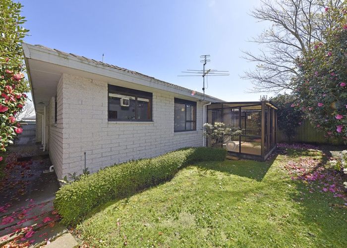  at 1/148 Main North Road, Papanui, Christchurch City, Canterbury