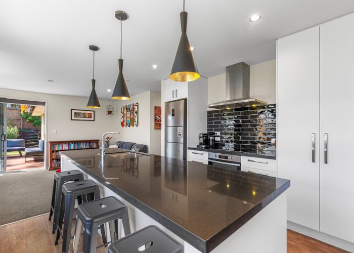  at 294 Ballintoy Park Drive, Welcome Bay, Tauranga, Bay Of Plenty