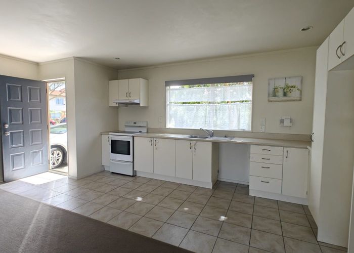  at 3 Gina Avenue, Ranui, Waitakere City, Auckland