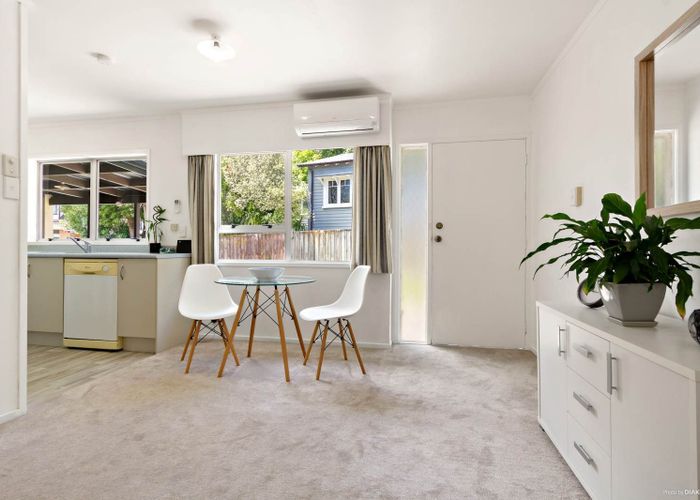  at 2/68 Clayburn Road, Glen Eden, Waitakere City, Auckland