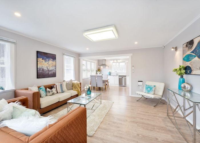  at 3 Glen Marine Parade, Glendene, Waitakere City, Auckland