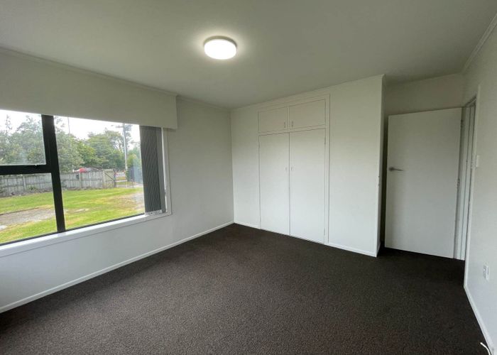  at 401 Main Road, Huapai, Kumeu