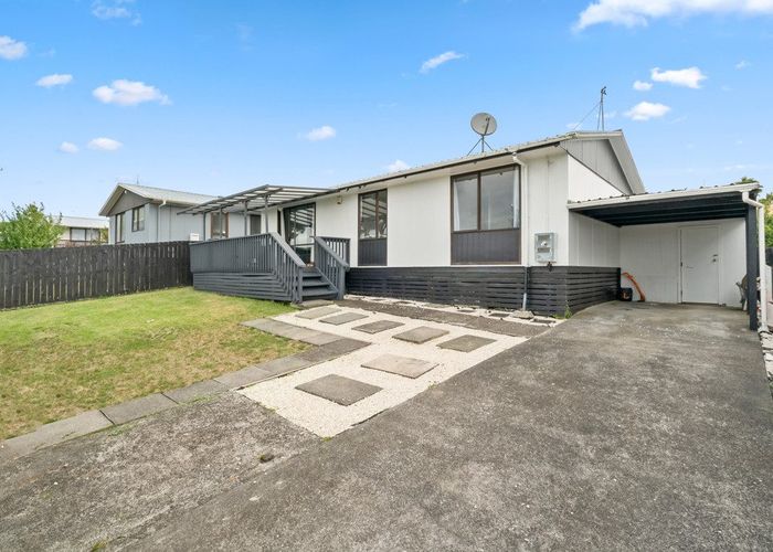  at 1/62 Othello Drive, Clover Park, Auckland