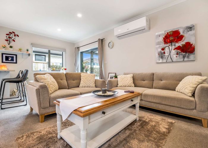  at 2/6 Tokerau Drive, Rototuna, Hamilton, Waikato