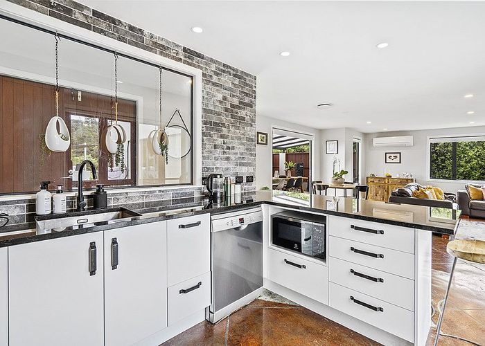  at 3 Marua Palm Grove, Timberlea, Upper Hutt