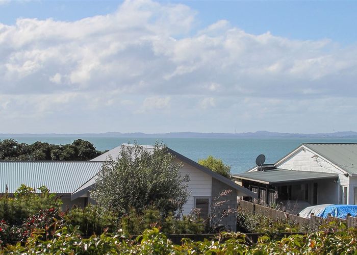 For sale 46 Torkar Road, Clarks Beach, Franklin, Auckland homes.co.nz