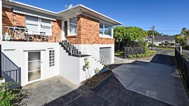 at 1/12 Westwell Road, Belmont, Auckland