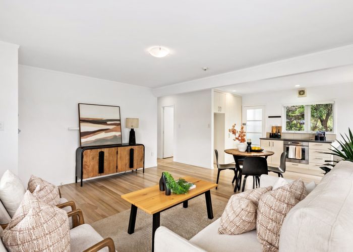  at 1/167 Forrest Hill Road, Forrest Hill, North Shore City, Auckland