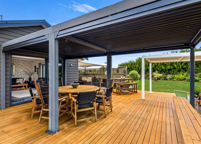  at 98 Pitt Road, Hillsborough, New Plymouth, Taranaki