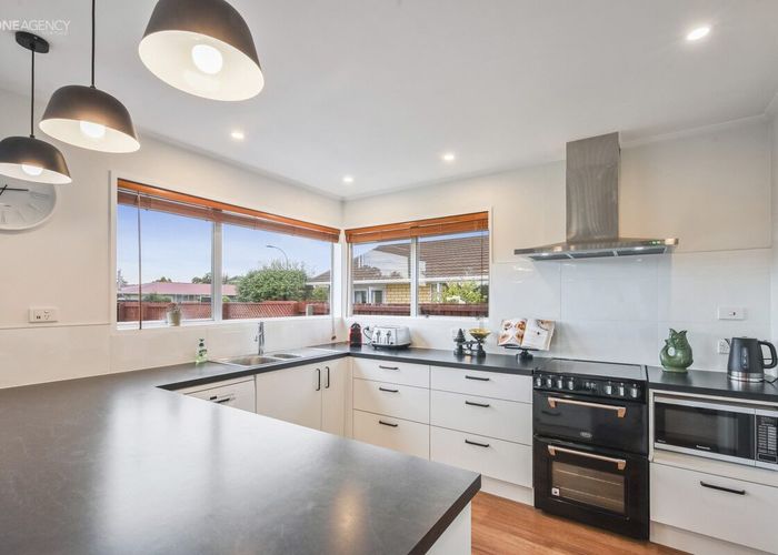 at 15 Chilton Drive, Mairehau, Christchurch