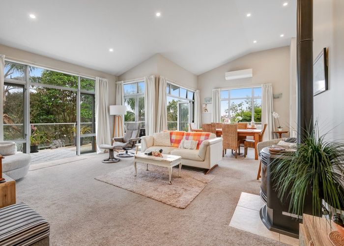  at 5 Palm Cove, Arkles Bay, Rodney, Auckland