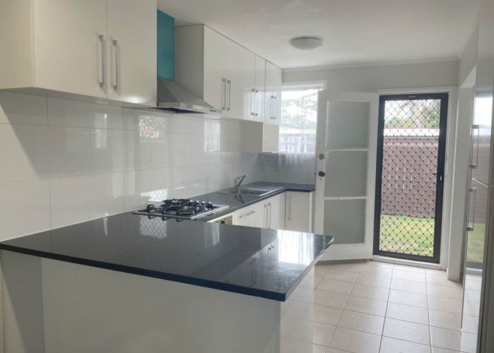  at 2/6 Rito Place, Papatoetoe, Manukau City, Auckland