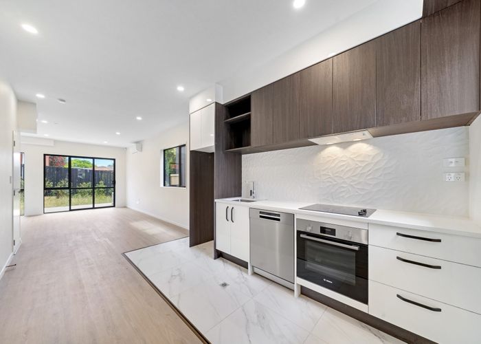  at 2/86-90 Elliot Street, Pahurehure, Papakura, Auckland