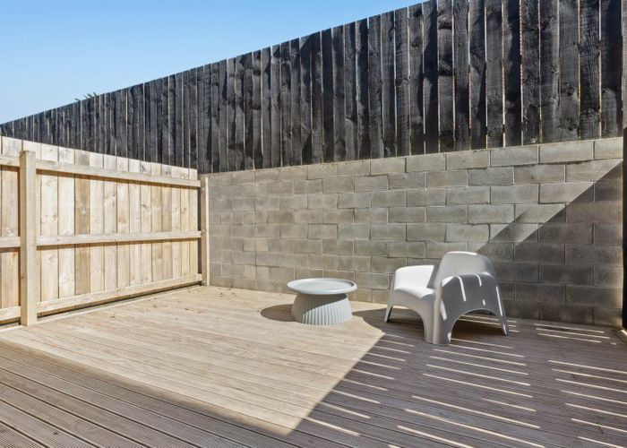 at 8/701 Hillsborough Road, Mount Roskill, Auckland City, Auckland
