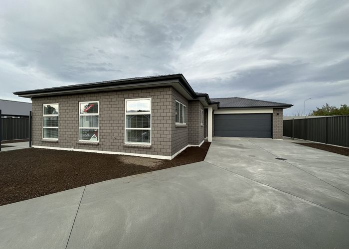 at 10 George Yee Place, Taradale, Napier