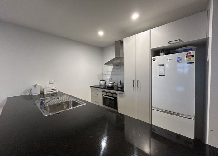  at 9 Tarapuke Lane, Papakura, Papakura, Auckland