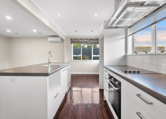 at 44 Glengarry Road, Glen Eden, Waitakere City, Auckland
