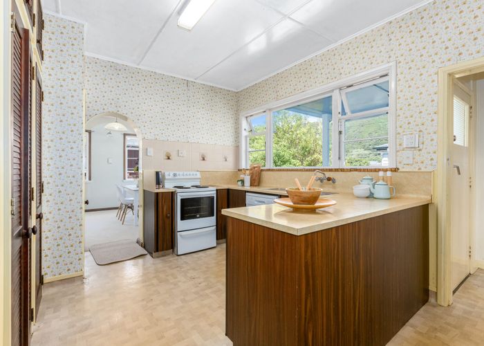  at 28 Bauchop Road, Waterloo, Lower Hutt, Wellington