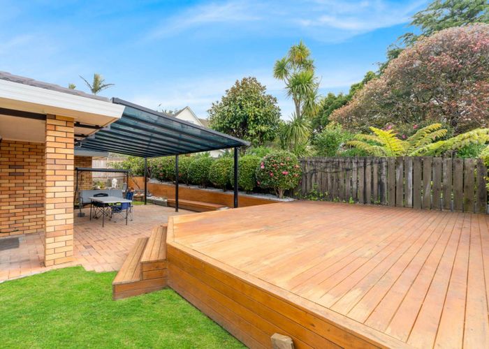  at 1/66 Picasso Drive, West Harbour, Waitakere City, Auckland